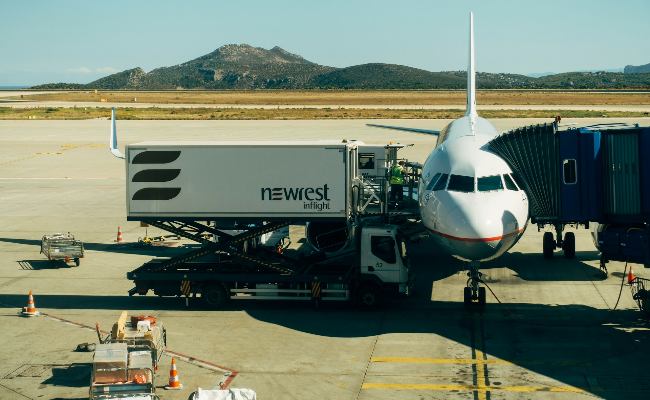 札幌の航空運輸業の重要性と課題