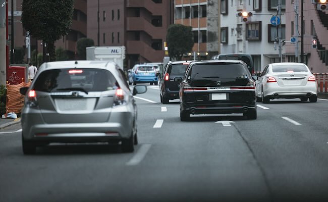 札幌の自動車小売業の競争と地域経済への影響 