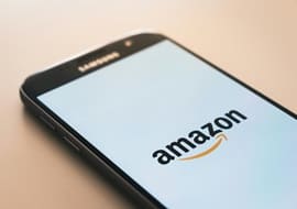 Amazonへの出品方法の流れと手数料、メリット・デメリット